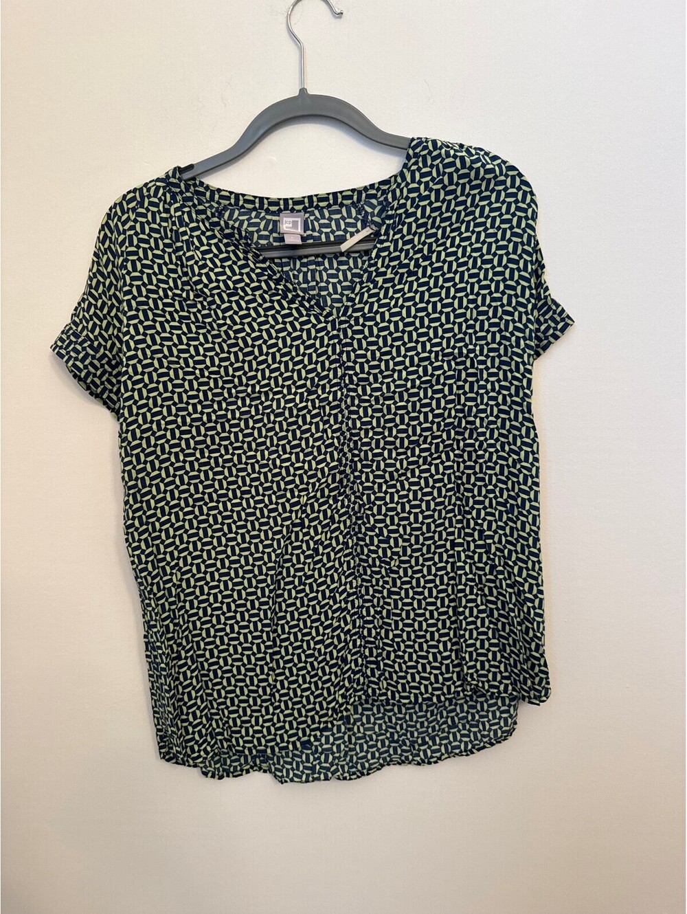 JCP green blue geometric short sleeve blouse